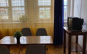 Vintage Rooms In Old Town